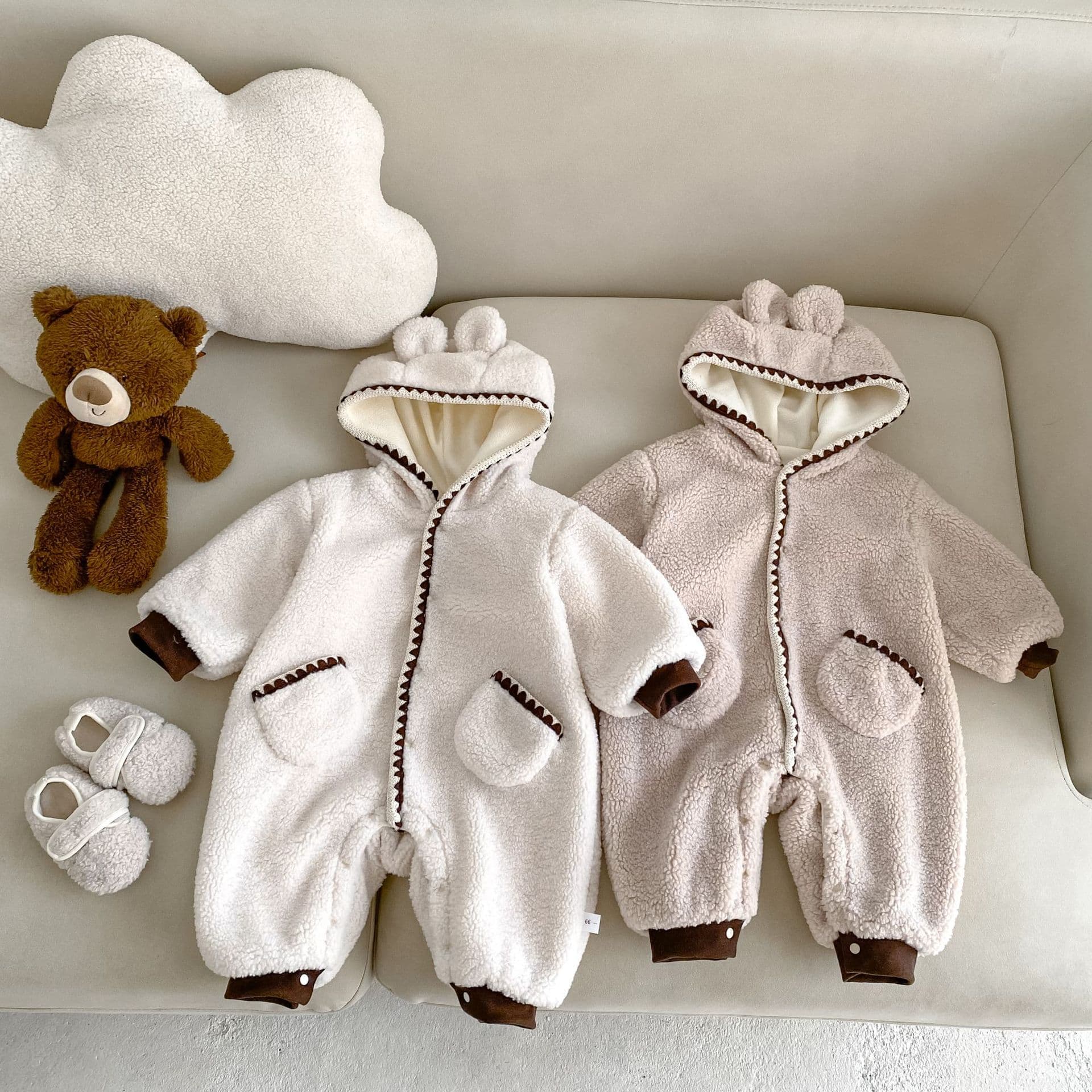 New Autumn/Winter Baby Clothes, Children's Outdoor Wear, Shell Line Hooded Fleece-Lined Romper, Warm Infant Crawling Suit