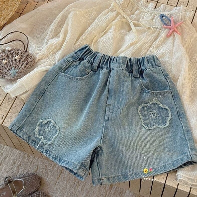 Girls Summer Thin Denim Shorts Korean Style 2026 New Baby Girl Fashion Versatile Raw Edge Flower Shorts Trendy