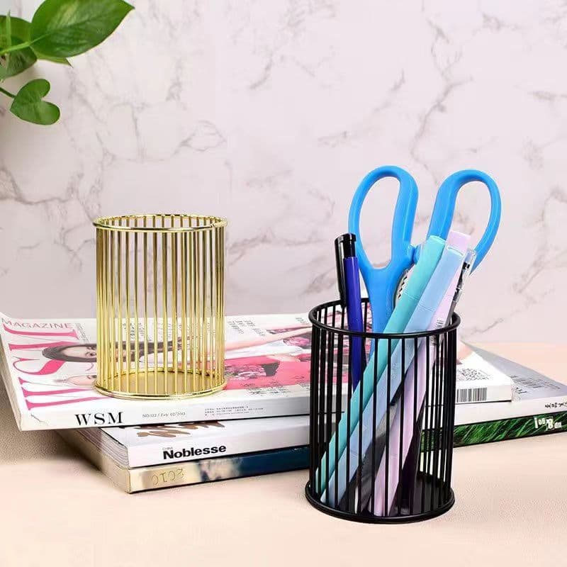 Iron home makeup brush storage bucket, desktop sundries storage rack, student-style sundries bin, bedroom decorative storage bucket