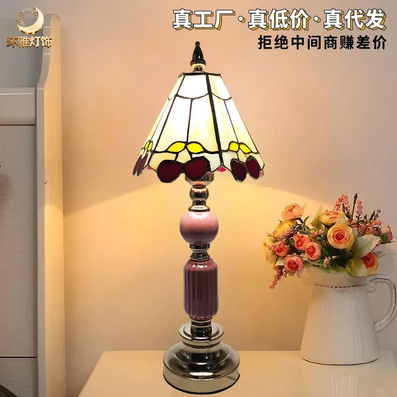Tiffany Table Lamp Bedroom Nightstand Light Living Room Study Decorative Lamp French Stained Glass Lampshade Wholesale Stock