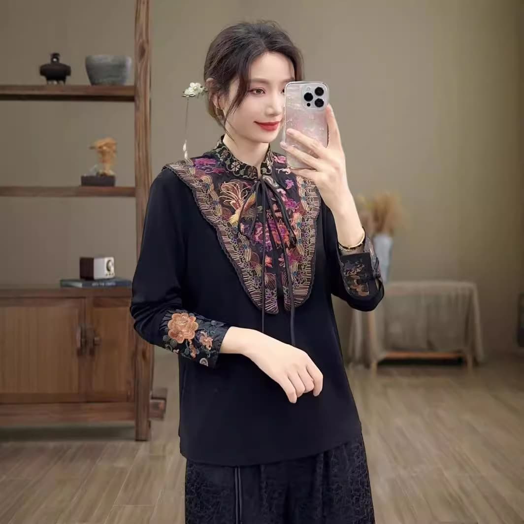 2024 autumn new style stand-up collar embroidery stand-up collar pearl button color contrast temperament retro versatile new Chinese-style accessories cloud collar for women