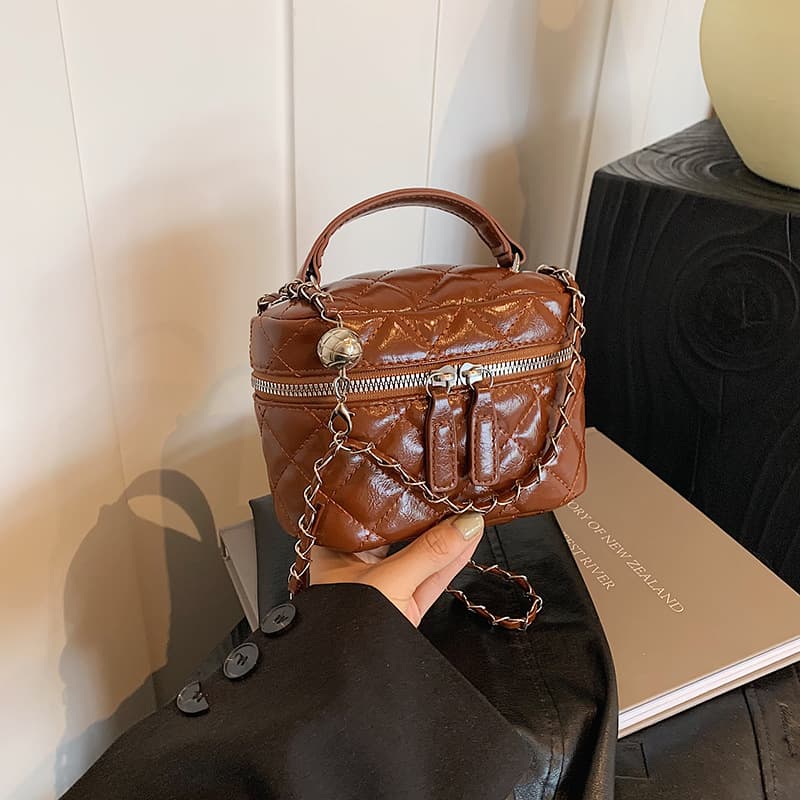 Diamond Chain Casual 2025 Stylish Solid Color Handheld Shoulder Crossbody Travel Cosmetic Bag Small Square Bag for Women