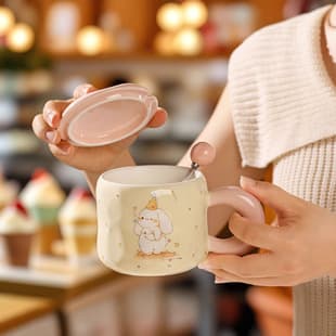 Cute Bear Animal Mug with Lid and Spoon, Ins-Style Ceramic Cup Set for Women, Breakfast Cup Office