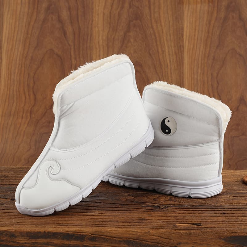 Winter velvet cloud hook shoes cloud hook boots Taoist boots Tai Chi shoes Taoist shoes warm Taoist boots Shifang shoes cotton shoes cotton boots