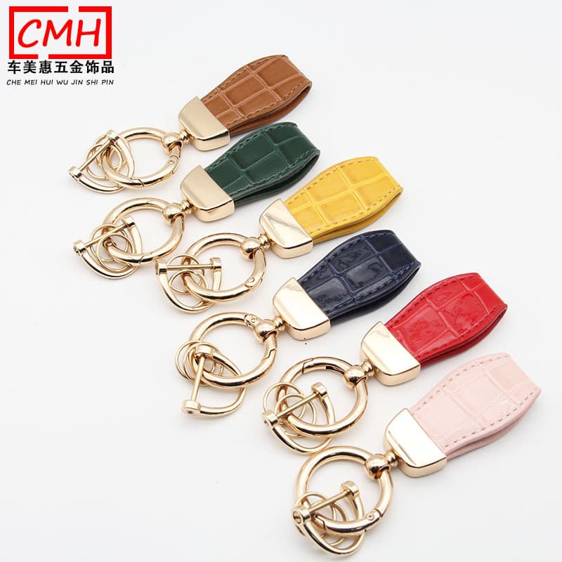 French Minimalist Exquisite Crocodile Grain Car Keychain Hand Rope Key Ring Bag Charm for Couples
