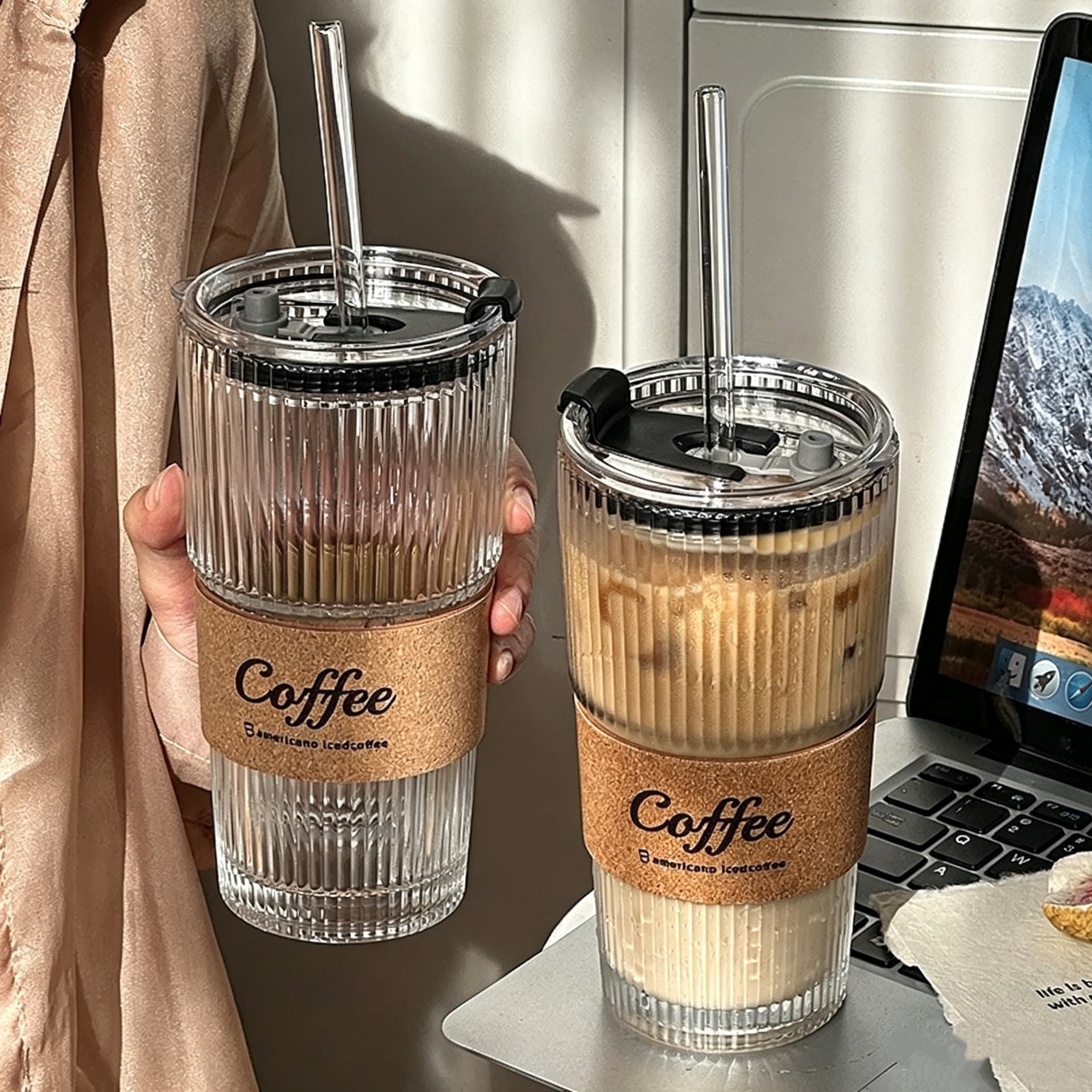 High-Quality Vertical Pattern Glass Cup with Lid and Straw, Large Capacity Water Cup, Summer Iced Coffee Cup, Latte Drinking Cup
