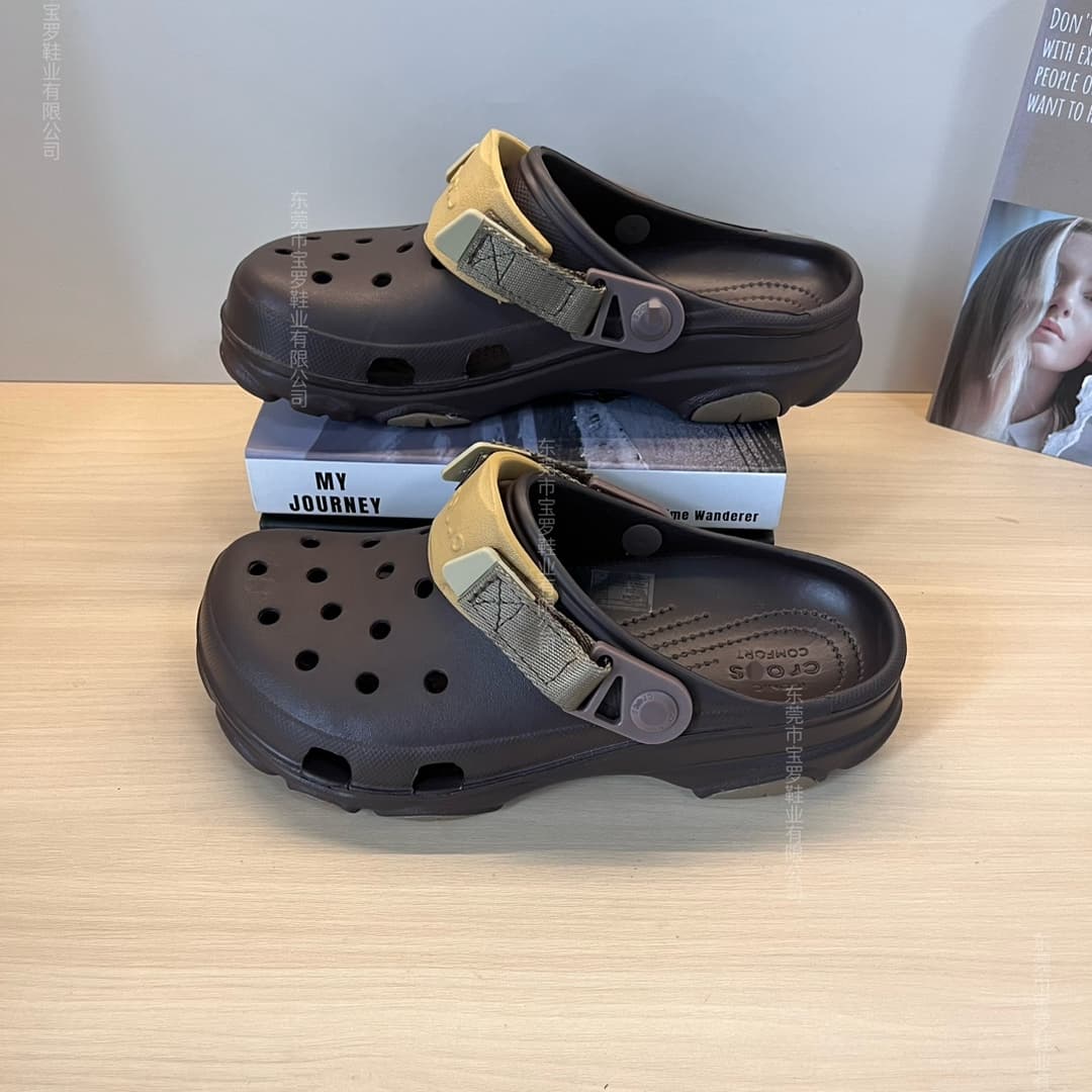 Croos Bai Jingting Same Style Classic Trin Hole Sandals Men's Lightweight Non-Slip Beach Clogs Wholesale Drop Shipping