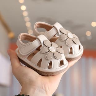 Girls' Closed-Toe Sandals Summer Squeaky Shoes, Cute Soft Sole Anti-Slip Baby Shoes, Princess Shoes Toddler Walking Shoes