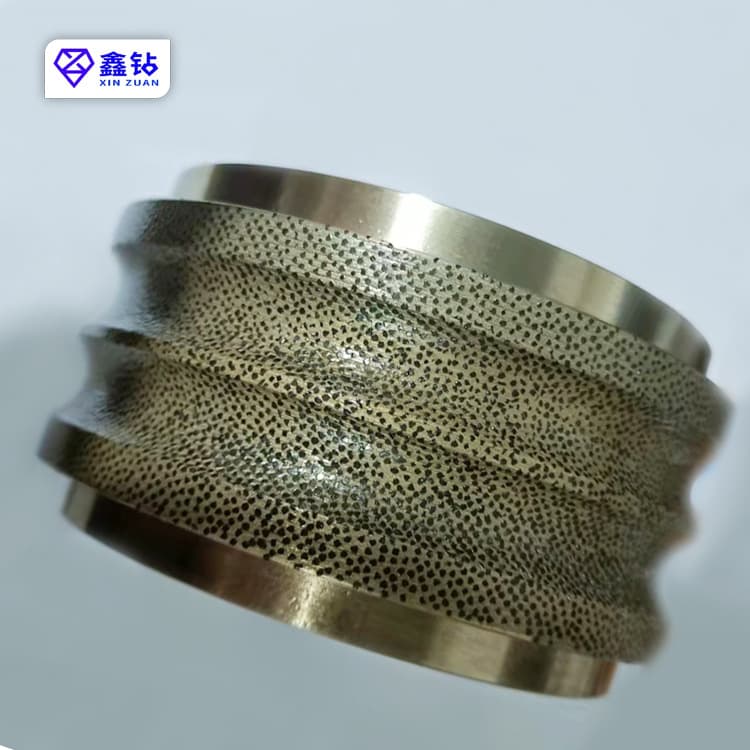 Professionally customized bronze sintered metal bonded superhard diamond roller dresser, factory direct supply.