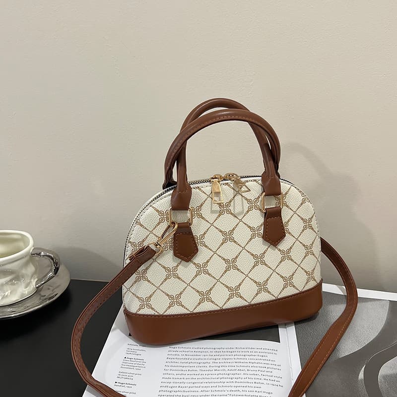 Fashionable Casual Crossbody Bag Women's Style Retro Trendy Handbag Shoulder Bag Polyester Fiber PU Leather Medium Hardness
