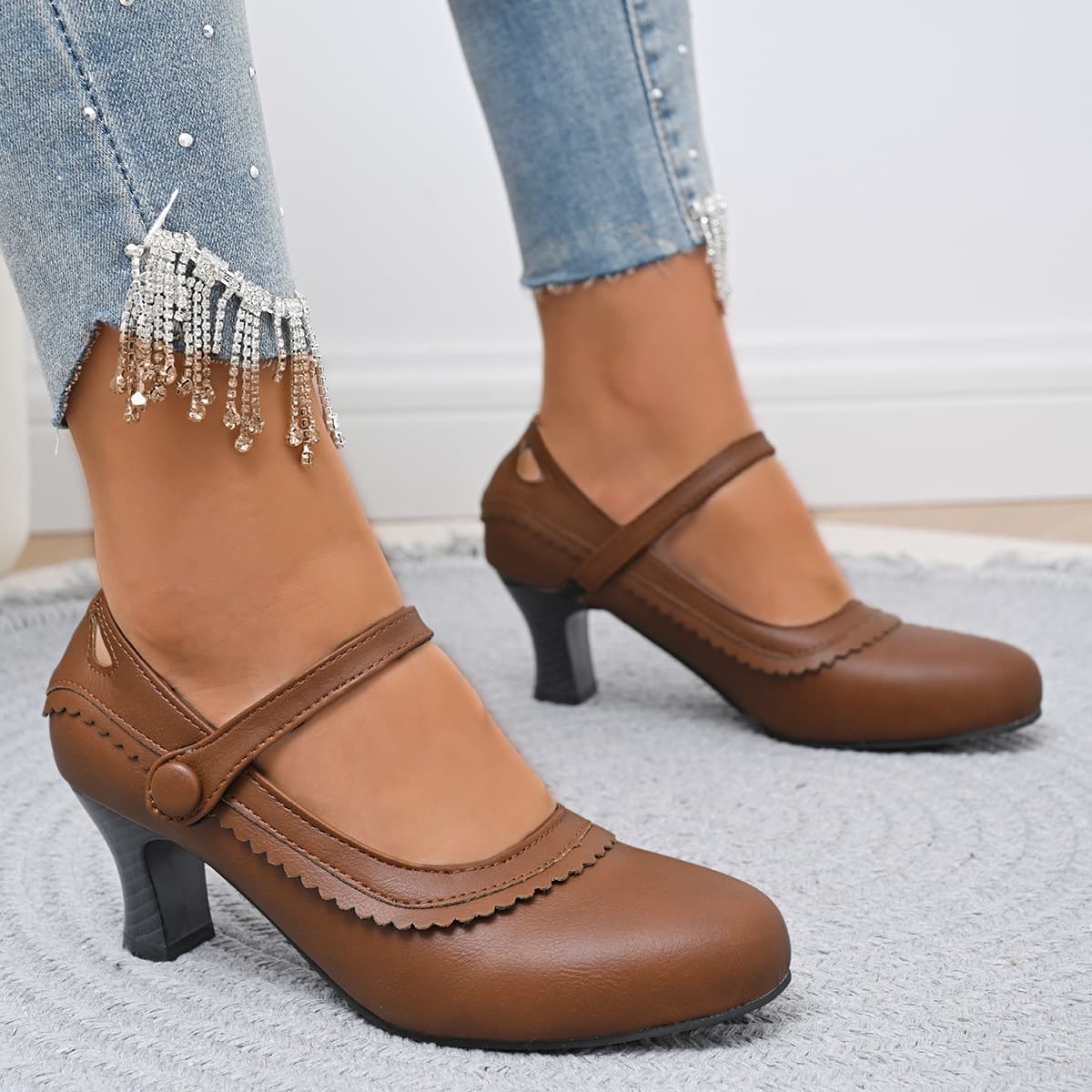 Large Size Women's High Heels for Cross-Border Trade 2025 Retro Round Toe Single Strap Shoes Chunky Heel Mary Jane Shoes