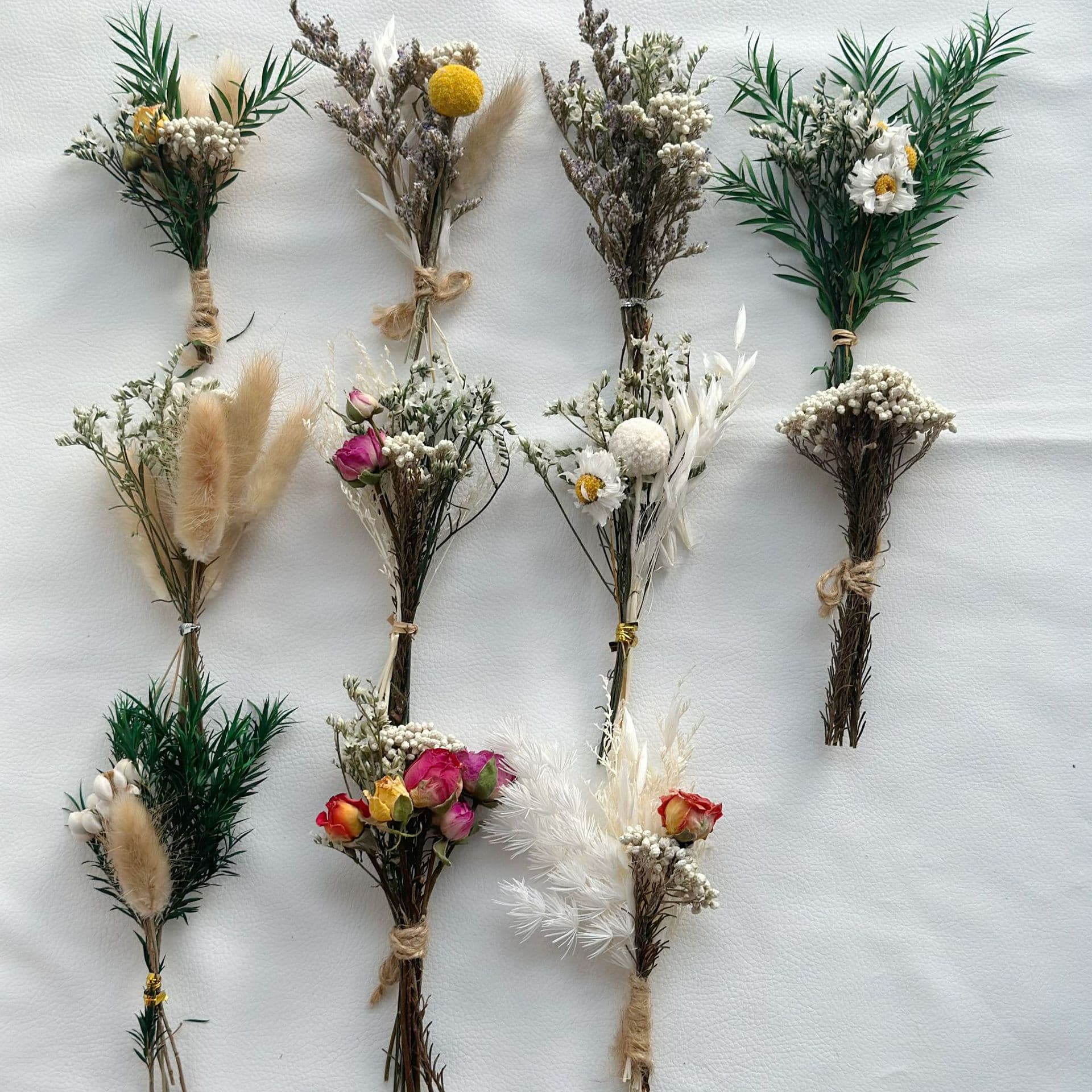 Yunnan Mini Dried Flower Bouquet Finished Gift Box Handmade Material Wedding Souvenir Boutonniere Candy Box Decoration