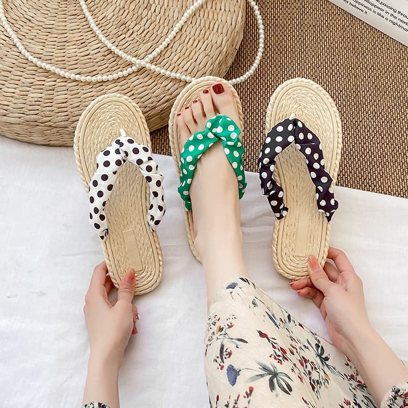 Flip-flops Women's Summer Ins-style Korean-style Holiday Outfit Shopping Flat Clip Seaside Beach Non-slip Sandals