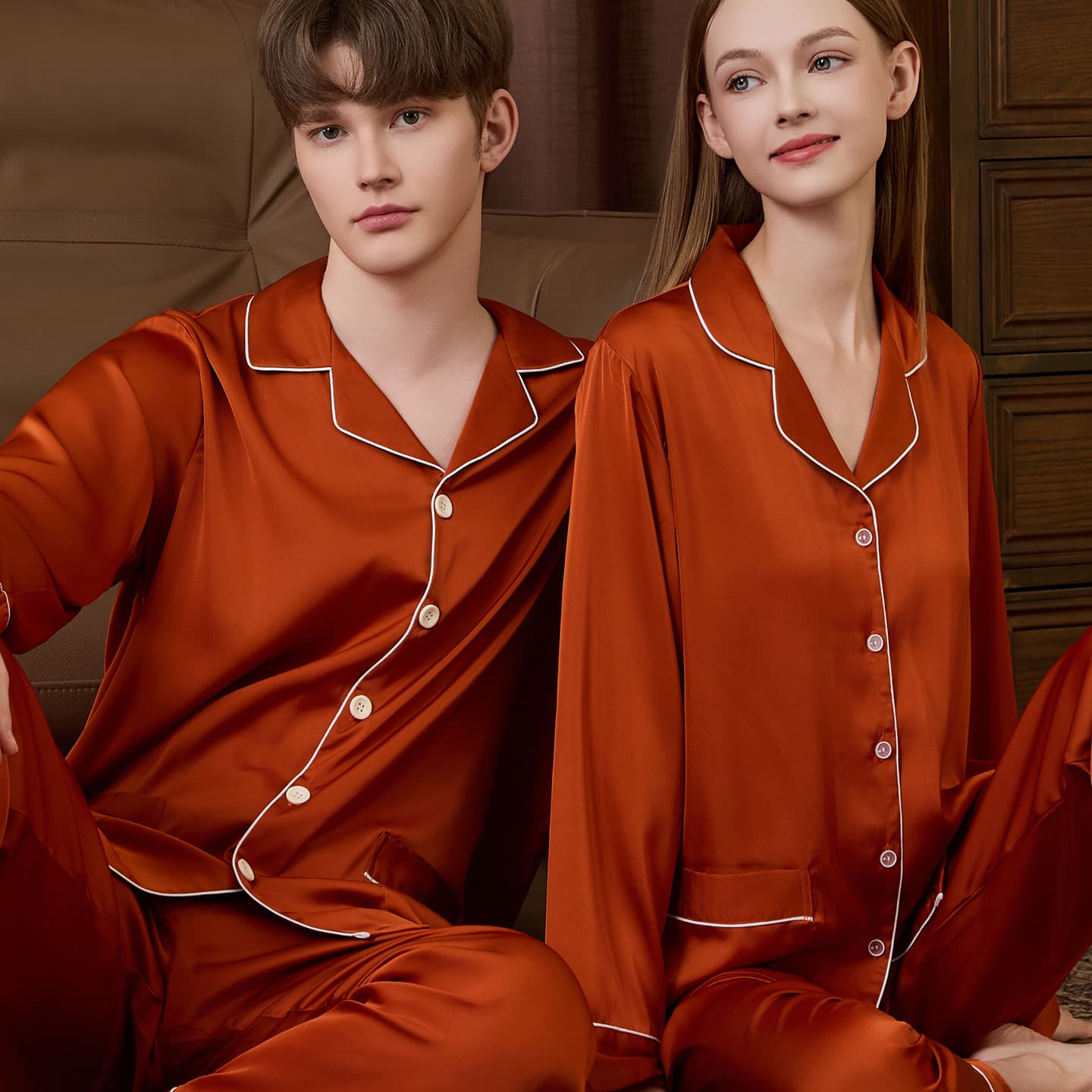 2026 Spring and Autumn Couple Pajamas Men's and Women's Silk Fashion Thin Classic Women's Long Sleeve Suit Manufacturer Direct 2828