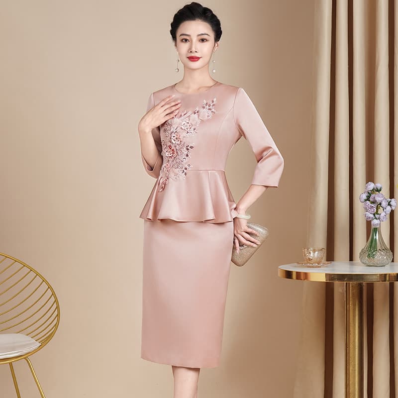 Mother of the Bride Dress for Engagement Ceremony High-End Summer Wedding Banquet Elegant Dress Young Style