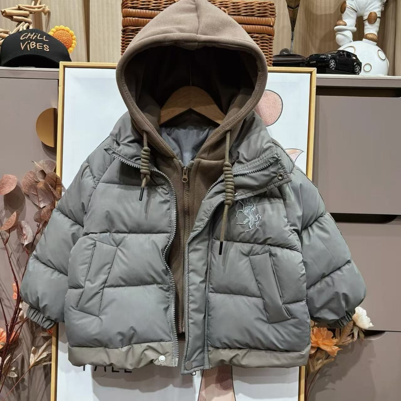 Korean style children's winter jacket, thickened hooded jacket for older children, children's windproof and warm cotton jacket, Jinxiuhua trendy brand