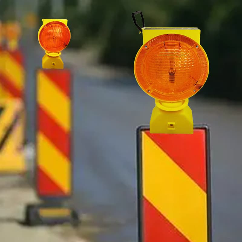 Factory Direct Sales Construction Warning Lights No-charge Traffic Obstacle Lights Night Safety Strobe Lights Solar Warning Lights