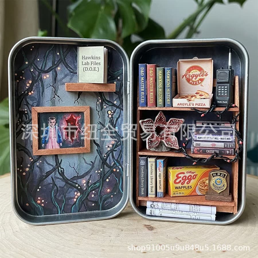 Stranger Things Library Pocket Diorama Tin