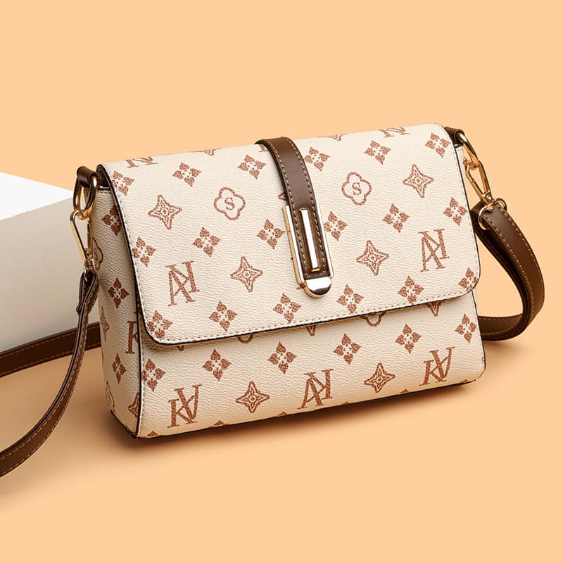 Soft Leather Bag Women 2026 New Crossbody Bag Large Capacity Casual Versatile Shoulder Mother Bag Small Square Bag