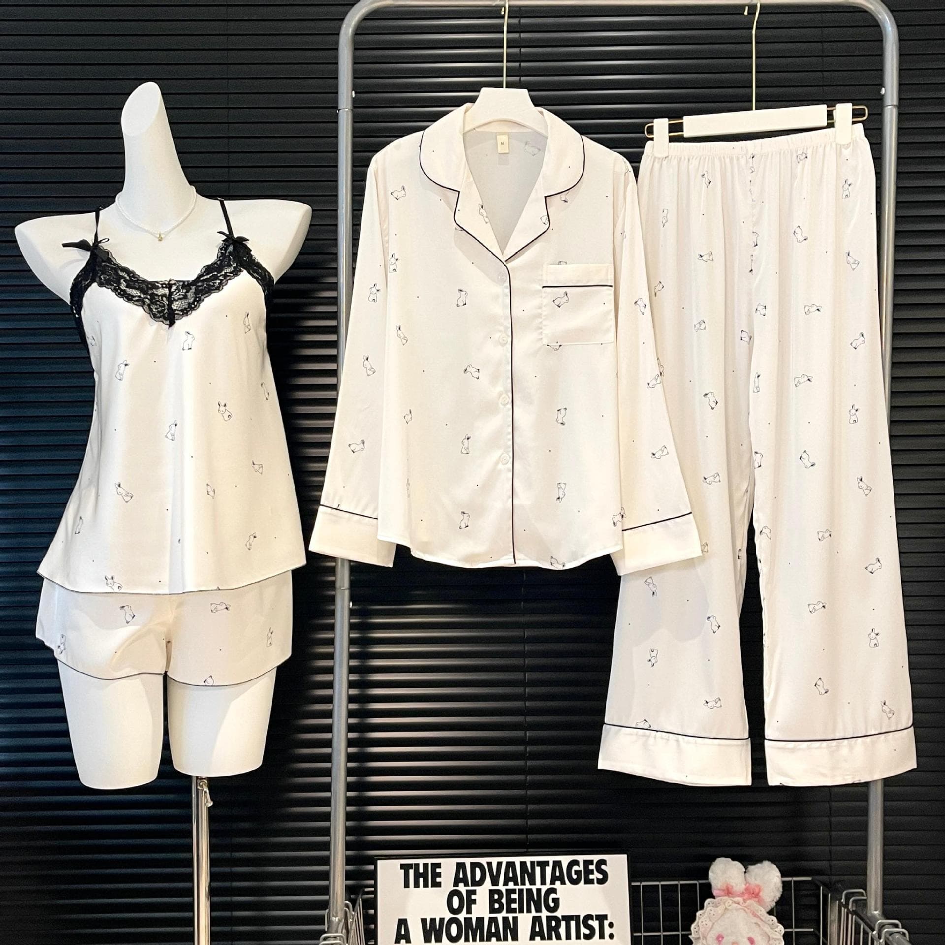 Simple Sweet Lazy Summer Cool-Touch Women's Short Camisole and Shorts Long-Sleeve Pajama Set Homewear Suitable for Outdoor Wear
