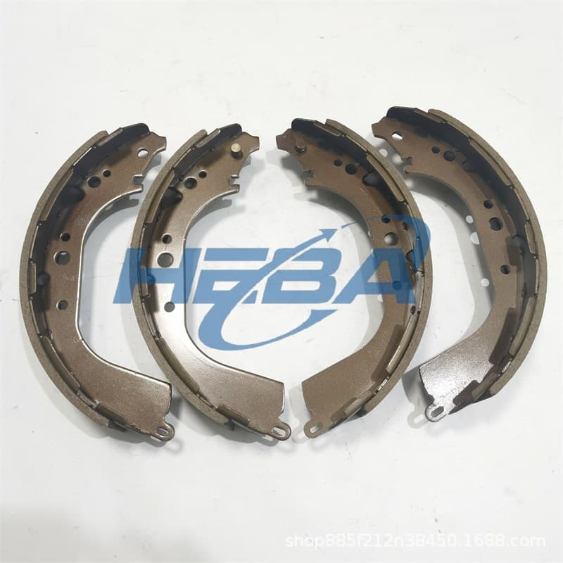 D4060-0W71A Is Suitable for Nissan Np300 Pickup D22X Brake Shoe Rear Brake Pad