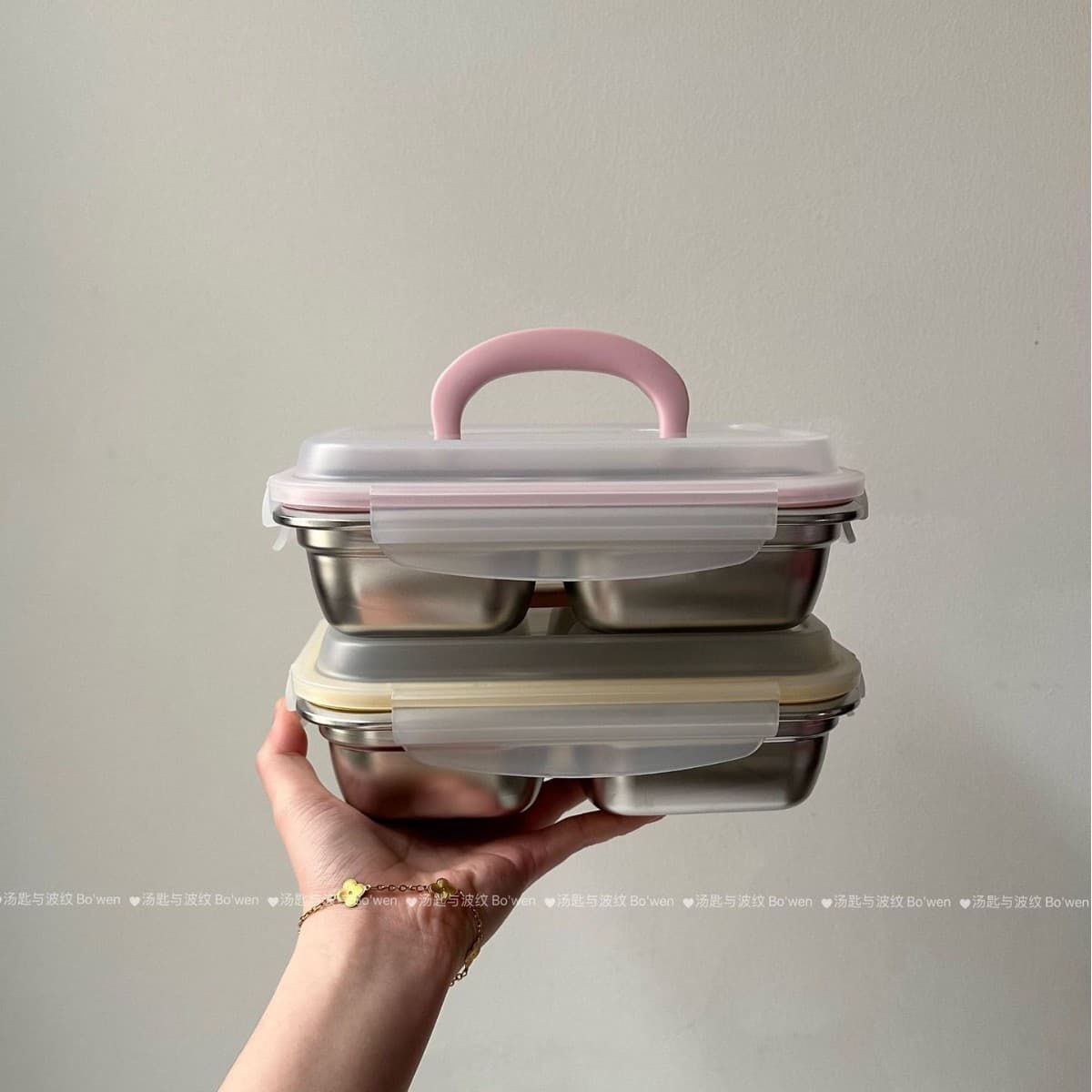 Spoon and Corrugated Microwave-Safe Three-Compartment Lunch Box 304 Stainless Steel Compartment Lunch Box Portable Lunch Box for Work