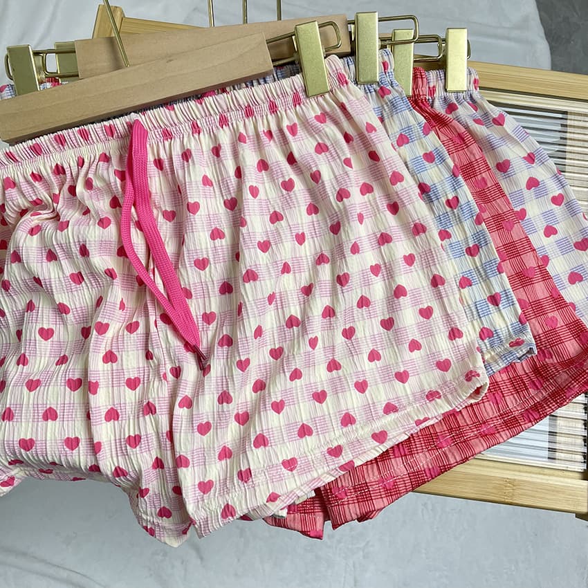 Summer Thin Heart Shaped Shorts Women's Loose Elastic Waist Sweet Cute Casual Home Pants Sleepwear Breathable Comfortable Polyester Fabric