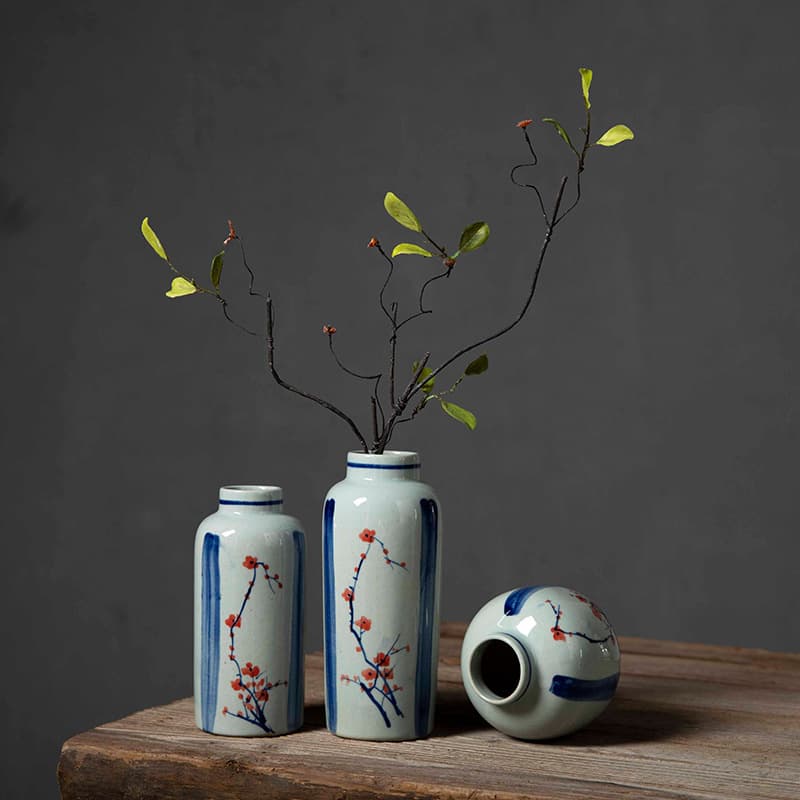 Blue and white ceramic vase mini tea table new Chinese style Jingdezhen handmade flower arrangement flower vessel hydroponic creative decoration free shipping