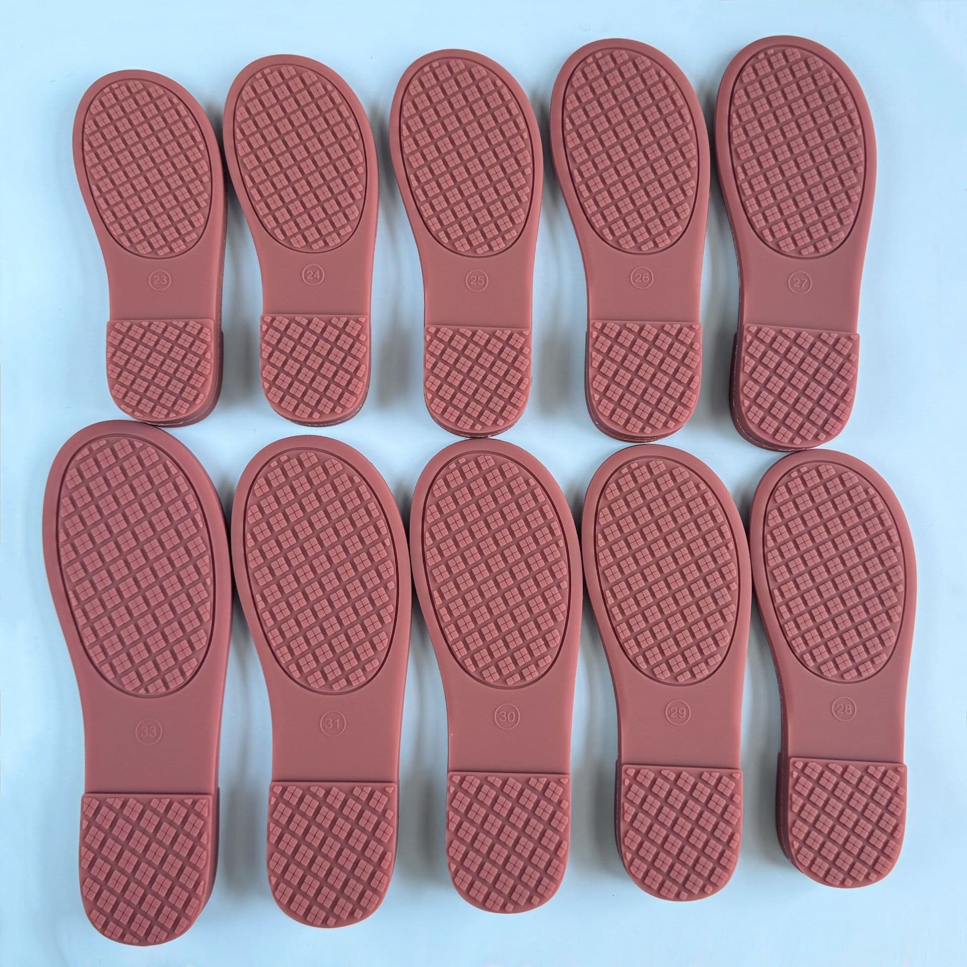 PVC soft rubber children's shoe soles, wear-resistant, anti-slip, soft rubber for infants and children, PVC insole soft rubber factory.
