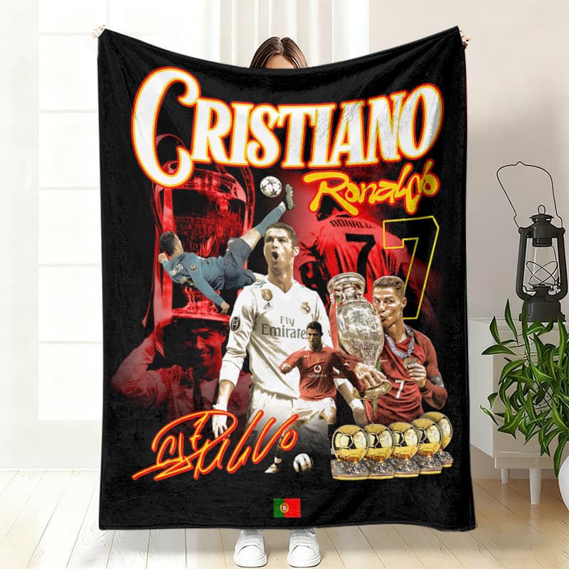 Cross-Border Sofa Throw Blanket, Green Field World Cup Football Superstar Cristiano Ronaldo Office Nap Blanket, Flannel Blanket