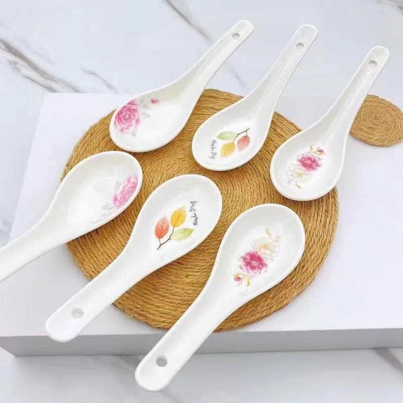 Wholesale spoon ceramic flat bottom spoon household soup spoon hotel hotel restaurant bone china spoon creative two-pin