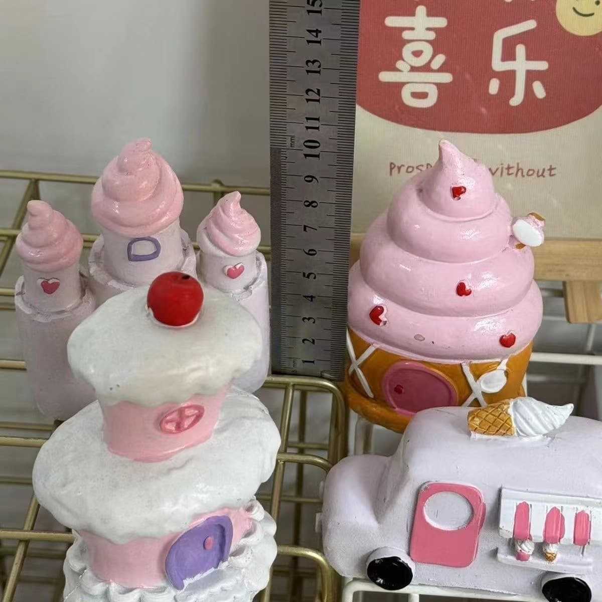Creative girly cute ceramic castle cake cart house rabbit fixed scenery ornament colorful decoration