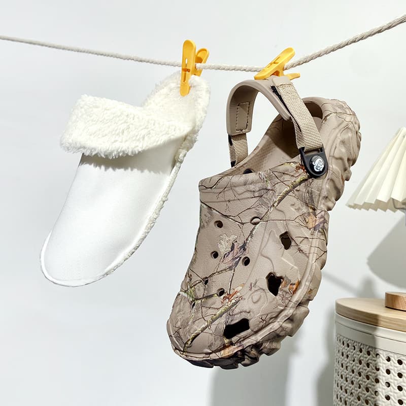 All-Season Crocs 2025 Edition Breathable Soft Sole Sports Beach Shoes Cross-border Casual Two-Way Trendy Sandals and Slippers