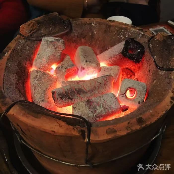 ✅ Smokeless Indoor Charcoal Stove for Tea Boiling with Olive Charcoal and Walnut Wood for Home Use