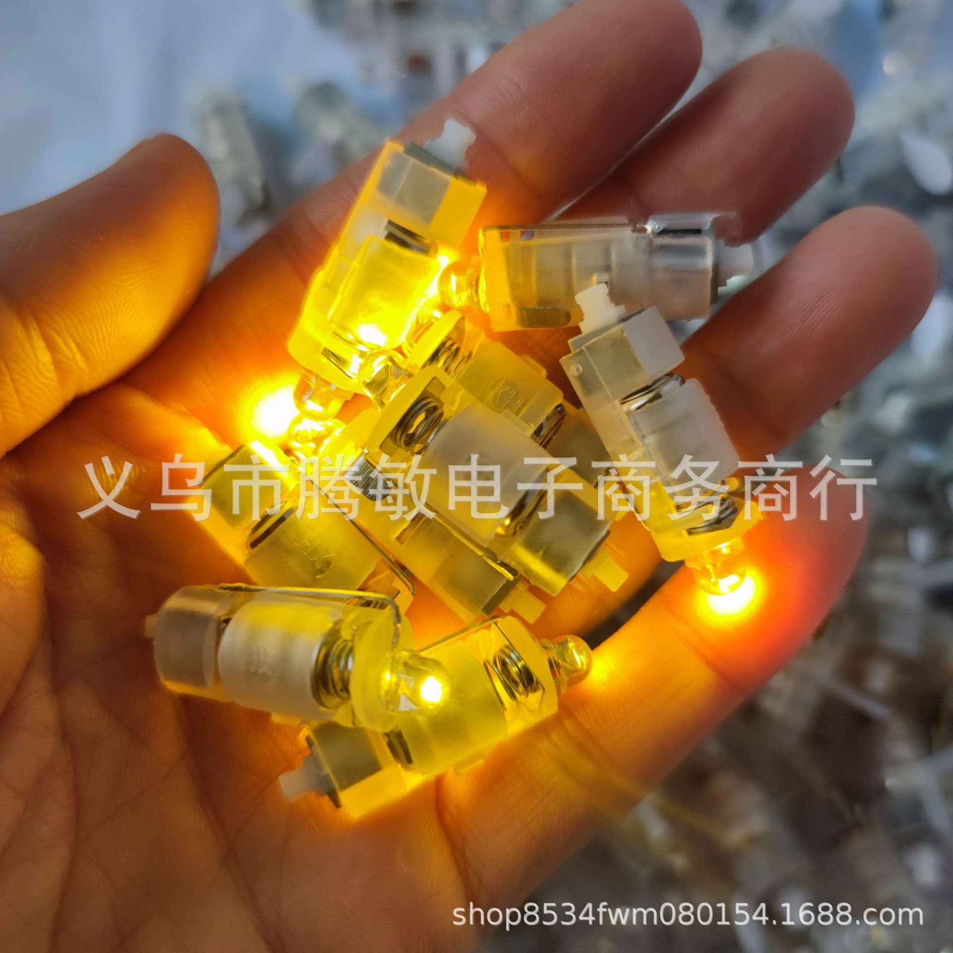 LED Self-Locking Light Colorful Press Button Blade Switch Multicolor Flashing Electronic Toy Accessory Light Mini Warm Light