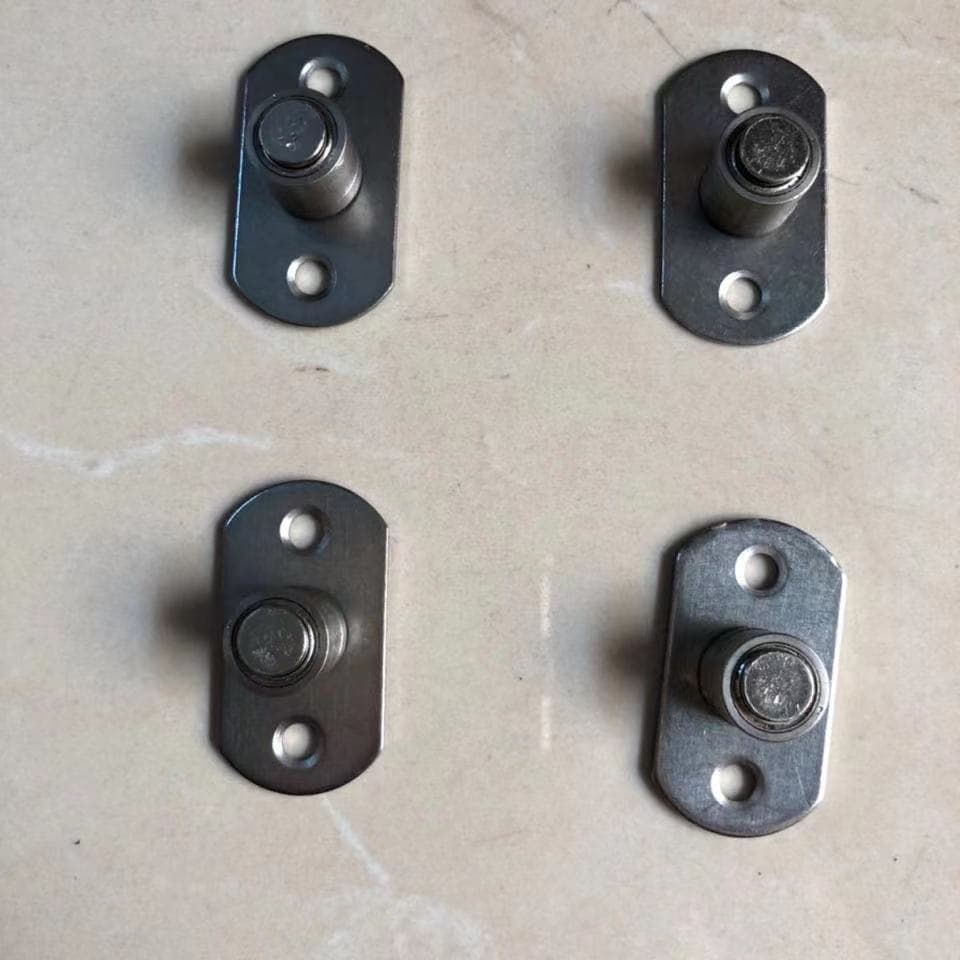Wooden door sliding door positioning wheels, limiters, anti-swing nylon bearing silent pulleys, positioning devices, hanging wheel fixed shafts.