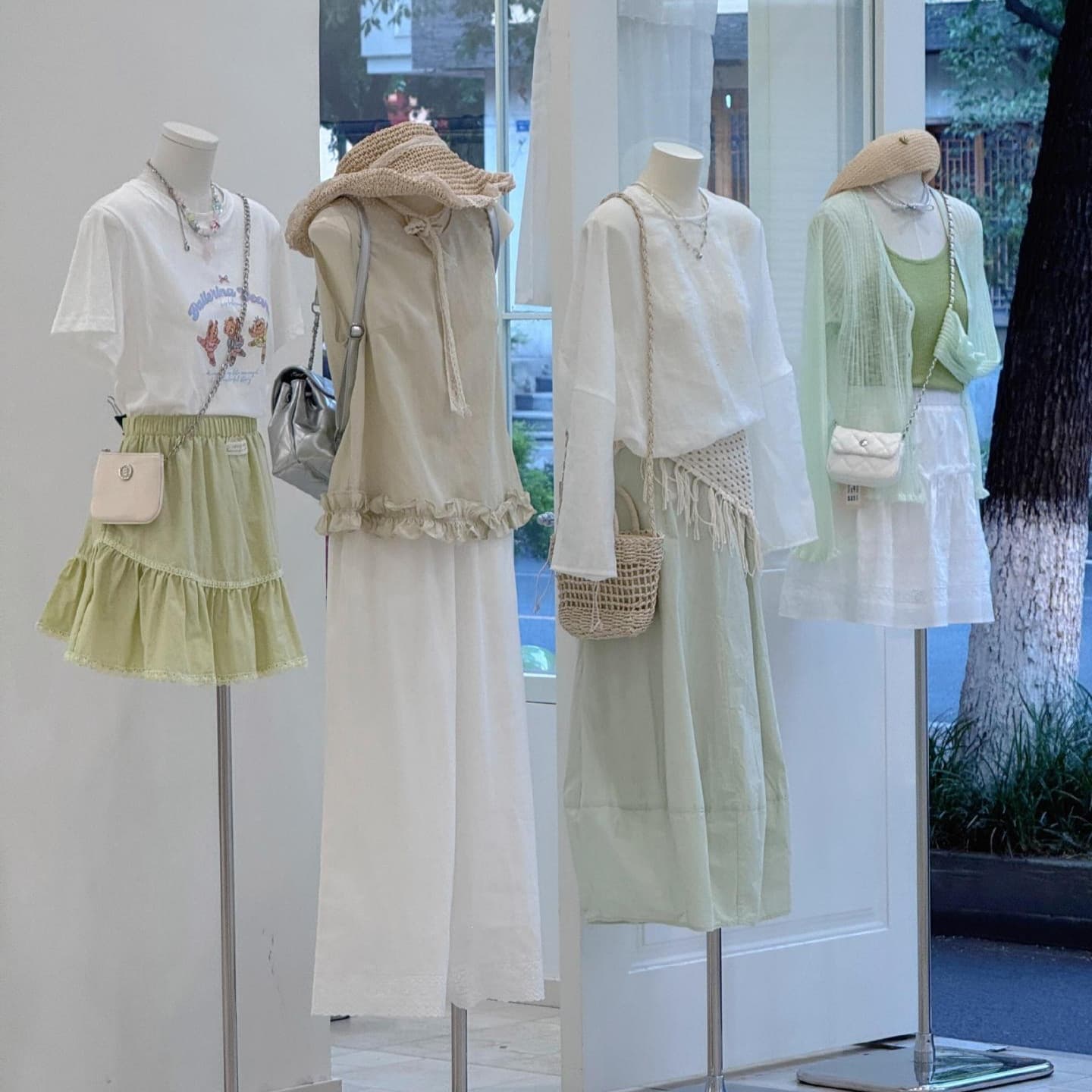 Shenzhen Nanyou Designer Brand Off-Season Women's Clothing Summer New Tops, Dresses, and Pants Mixed Styles Wholesale