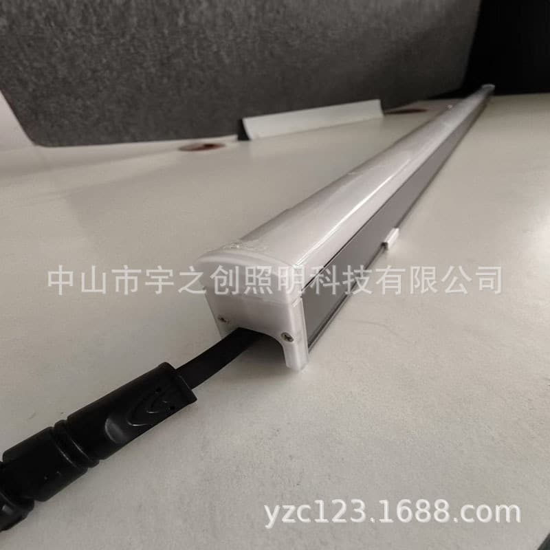 LED Contour Light with Center Wire Outlet, PC Cover Linear Light for Bridge, Building, and Engineering Outline Lighting