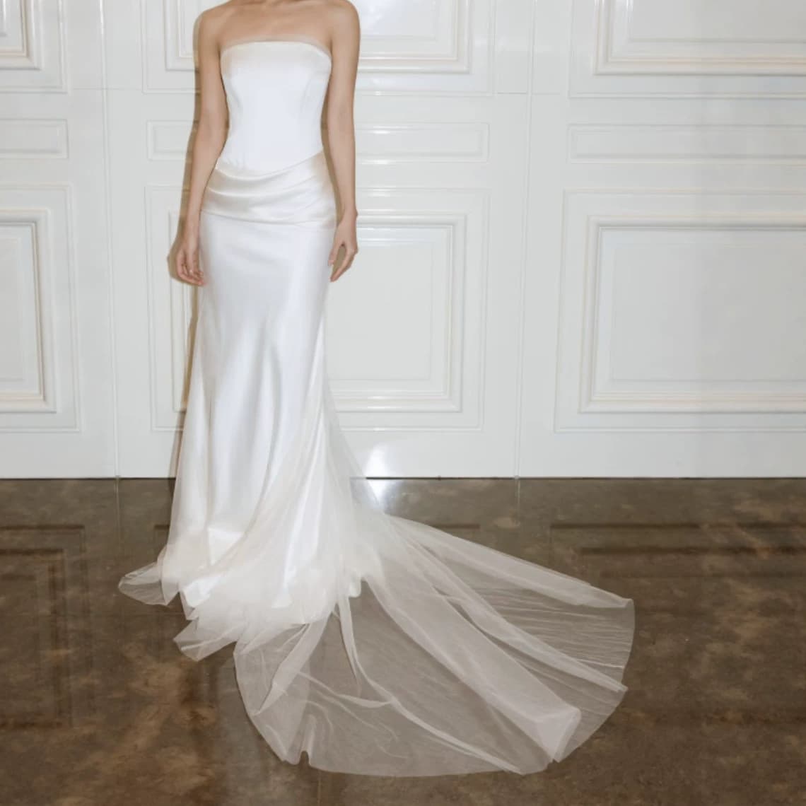 Light Wedding Dress Strapless White Slimming Train Heavy Bride Wedding Simple Korean Style Reception Dress