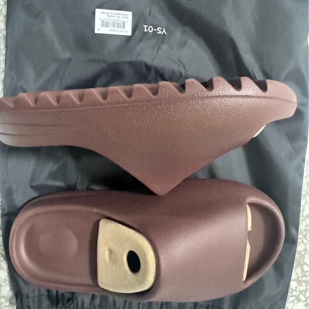 Putian Thick Sole High Quality EVA Yeezy Slide Sandals Men's Wear-Resistant Outdoor Slippers Women's Slide Sandals