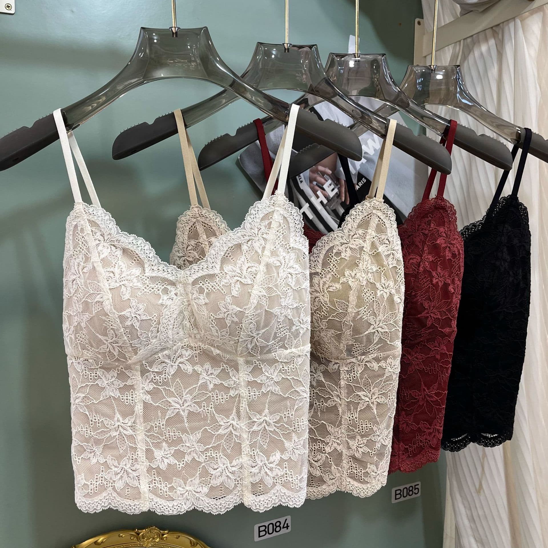 6099 Autumn/Winter Brushed Lace Tank Top with Padded Inner Layer Outerwear Back Beauty Camisole Bra Integrated