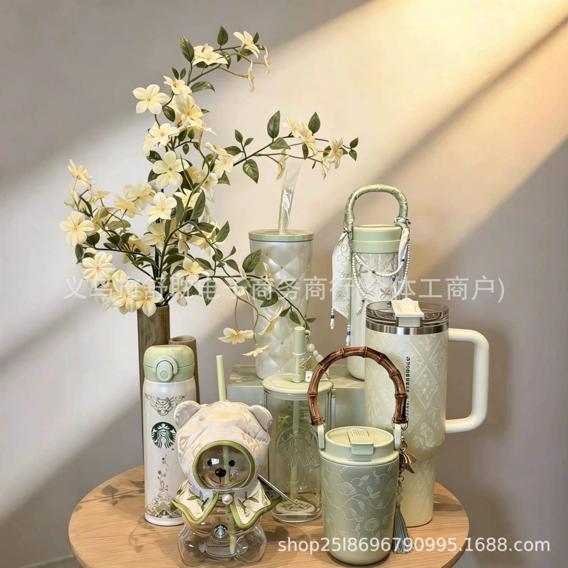 New spring limited edition Twilight Sakura Pianpian series cherry blossom accompanying thermos cup with high-looking straw portable cold water cup