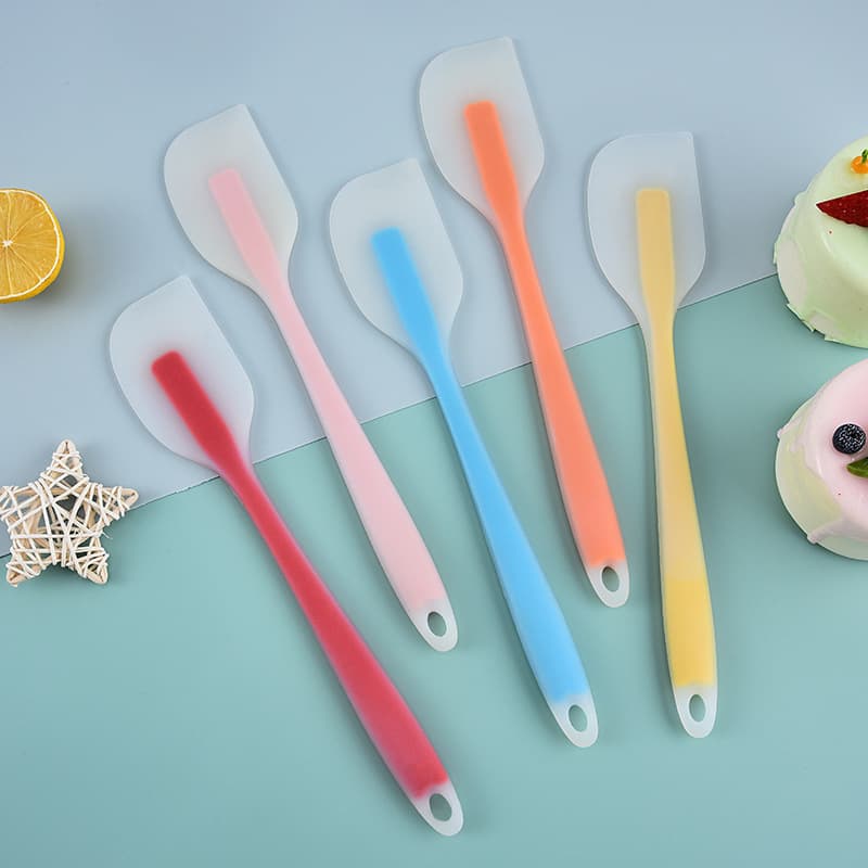 In-stock Wholesale Small Translucent Integrated Silicone Spatula, Cream Spatula, Cake Spreader, Baking Tool