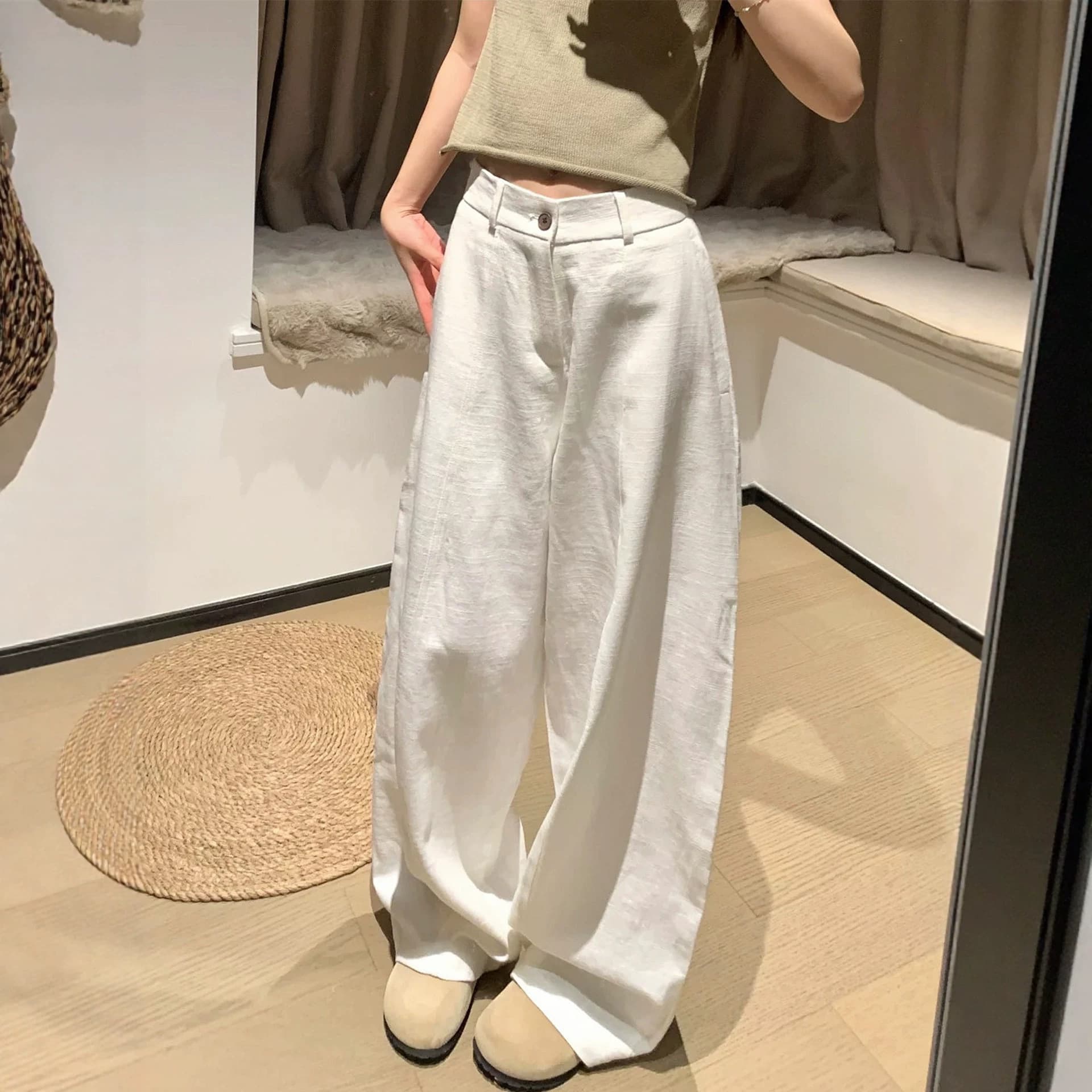 White Curved Saber Pants for Women Spring 2026 New Plus Size Slimming Korean Loose Wide Leg Pants