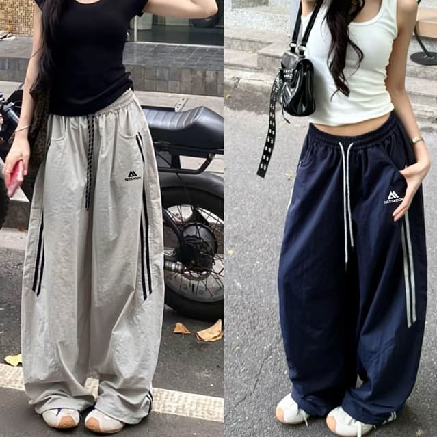 American street side striped quick-drying pants for women in summer with embroidery design, loose and slimming wide-leg paratrooper pants and others