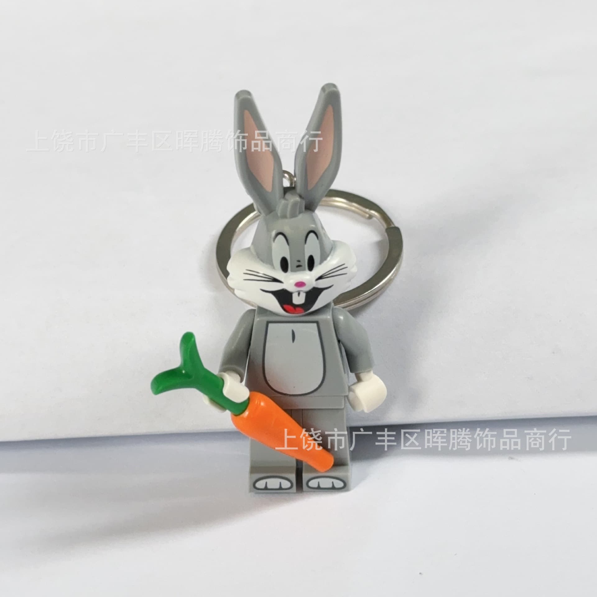 Export-exclusive cartoon blind bag building block figures: Bugs Bunny, Road Runner, Joker, Sylvester, Chicken, and toy figures