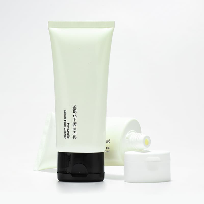 Custom cosmetic PE soft tube packaging with flip caps for facial cleanser, sunscreen, and skincare product empty tubes