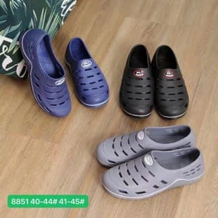 2023 New Men's Shoes, Toe-Covered Shoes, One-Piece Shoes, Slip-Resistant, Wear-Resistant, Breathable, Comfortable Crocs