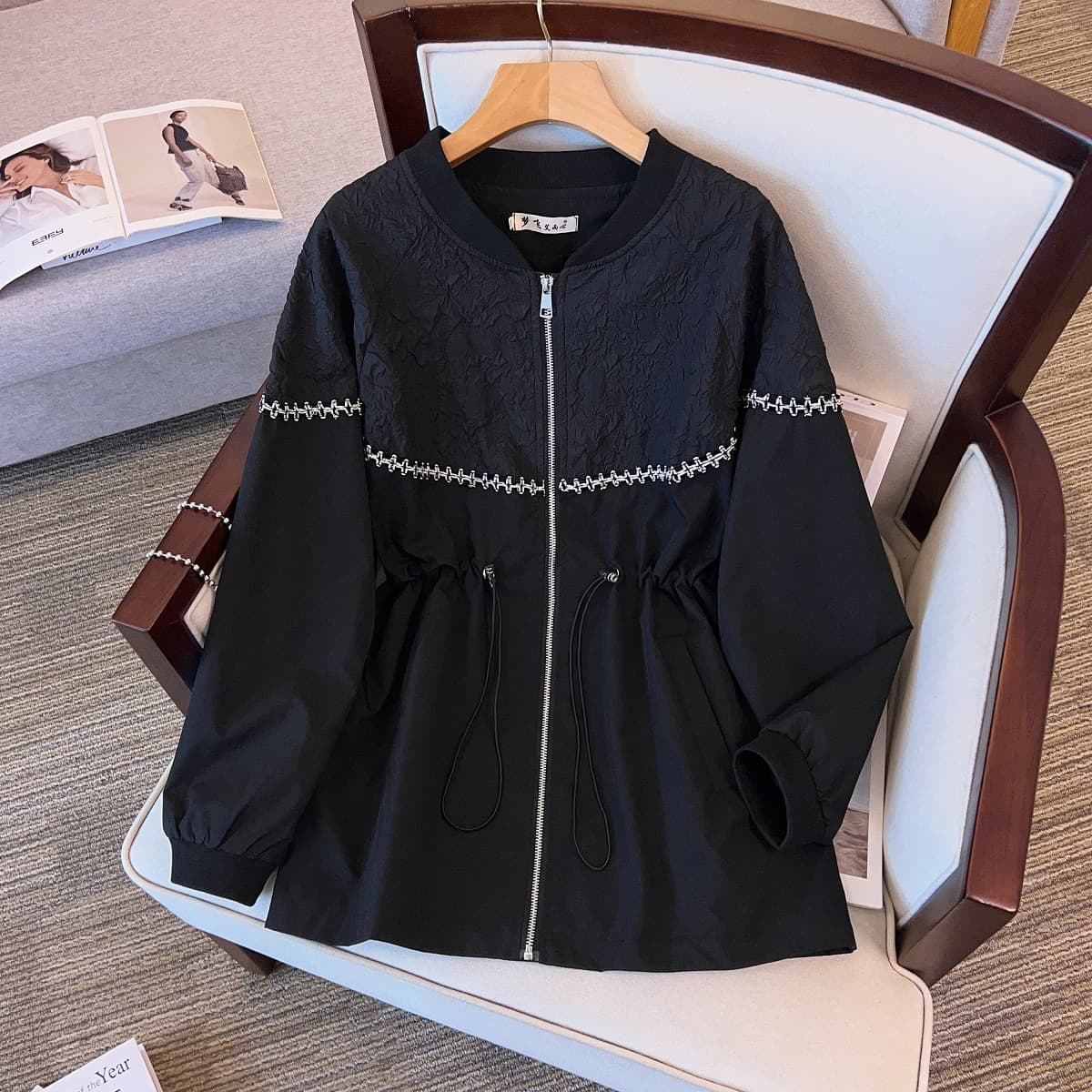 Plus Size Women's Trench Coat for Heavy Set, Chest 150cm, Loose Short Style, Autumn New Arrival 3265