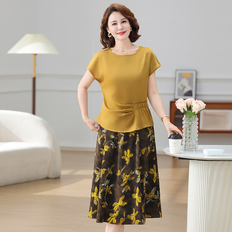 Mother's Summer Fashionable Short-Sleeve Top Two-Piece Set, Middle-Aged Women's Summer Elegant Floral Skirt, New Chinese Style Suit